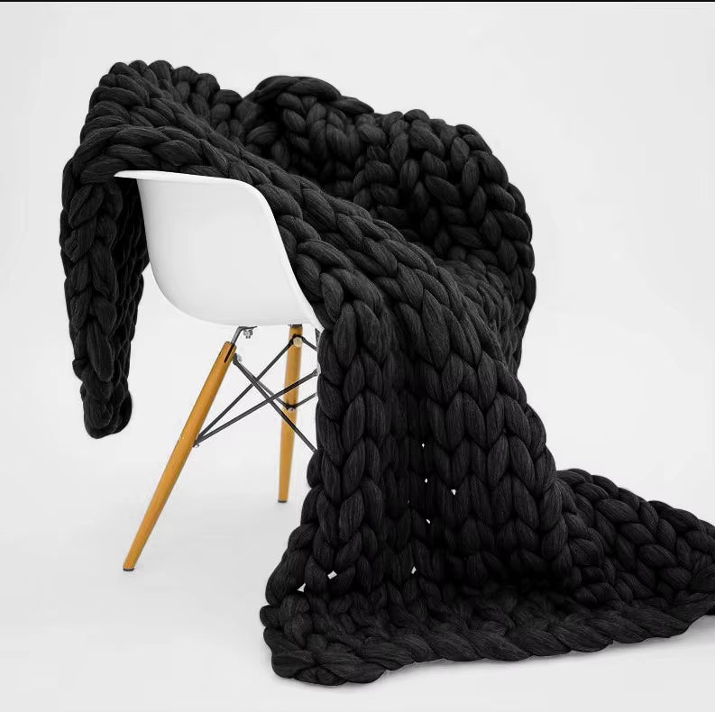 Chunky Knitted Heavy Blanket – Soft Weighted Throw for Cozy Winter Comfort & Home Décor