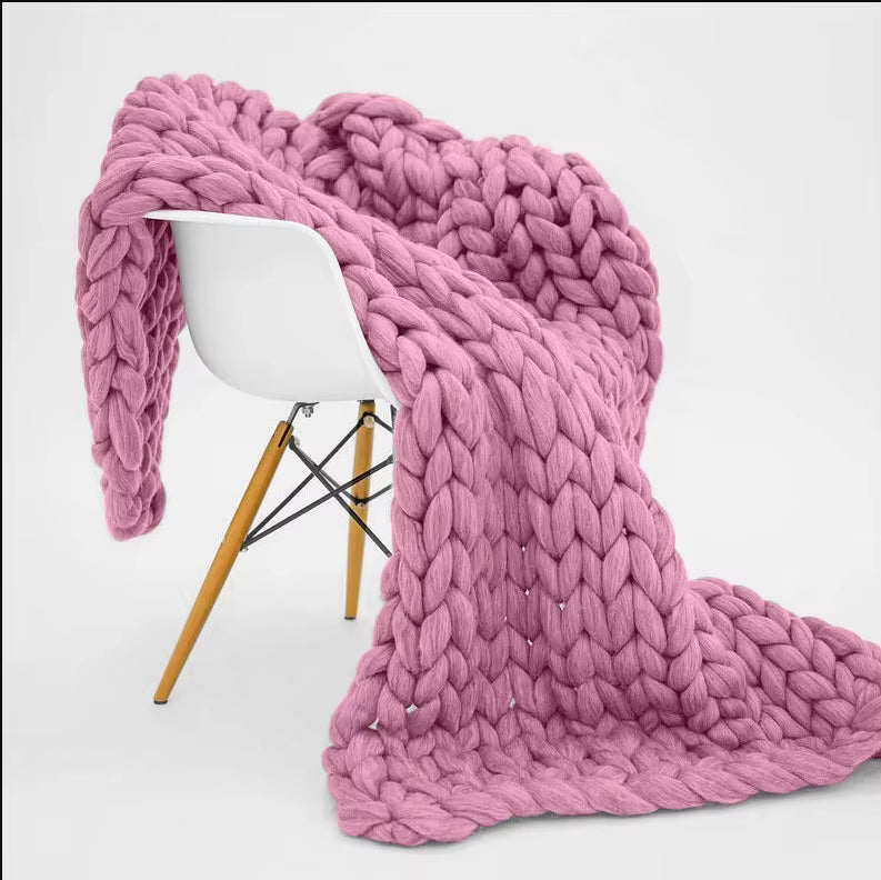 Chunky Knitted Heavy Blanket – Soft Weighted Throw for Cozy Winter Comfort & Home Décor